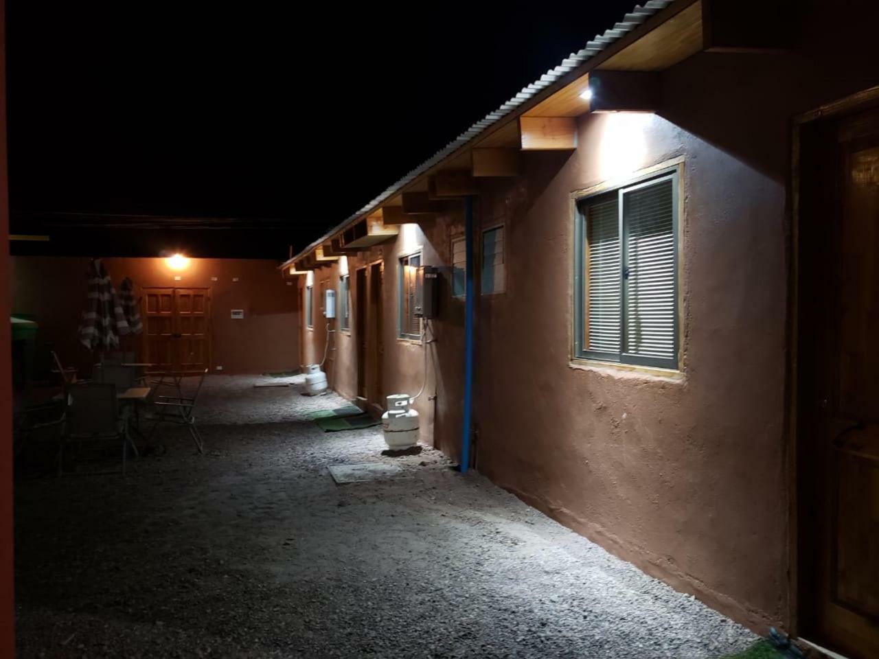 Hostal Pablito 2 ซานเปโดร เด อาตากามา ภายนอก รูปภาพ